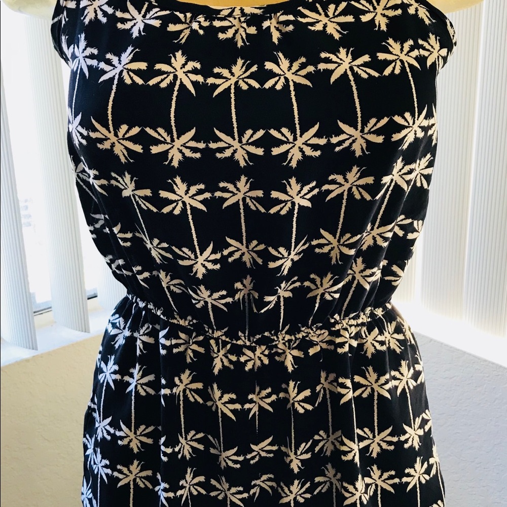 SALE!!  PALM TREE Print TROPICAL Shorts ROMPER M - Picture 4 of 8